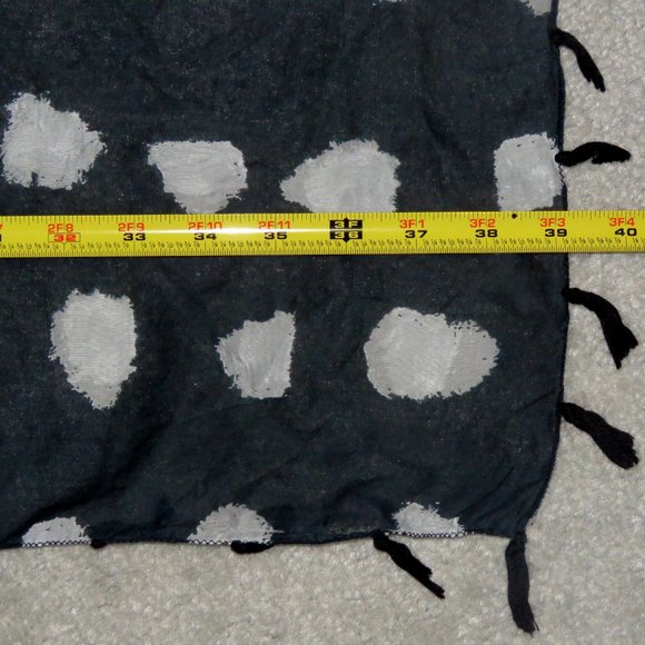 Black Square Scarf Wrap Sarong w/Modern White Polka Dot Print abt 39" x 39" - Picture 9 of 14